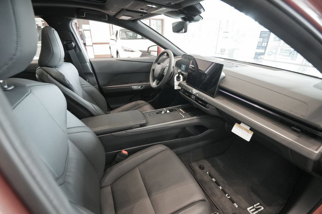 New 2026 Lexus ES 350e FWD image 15