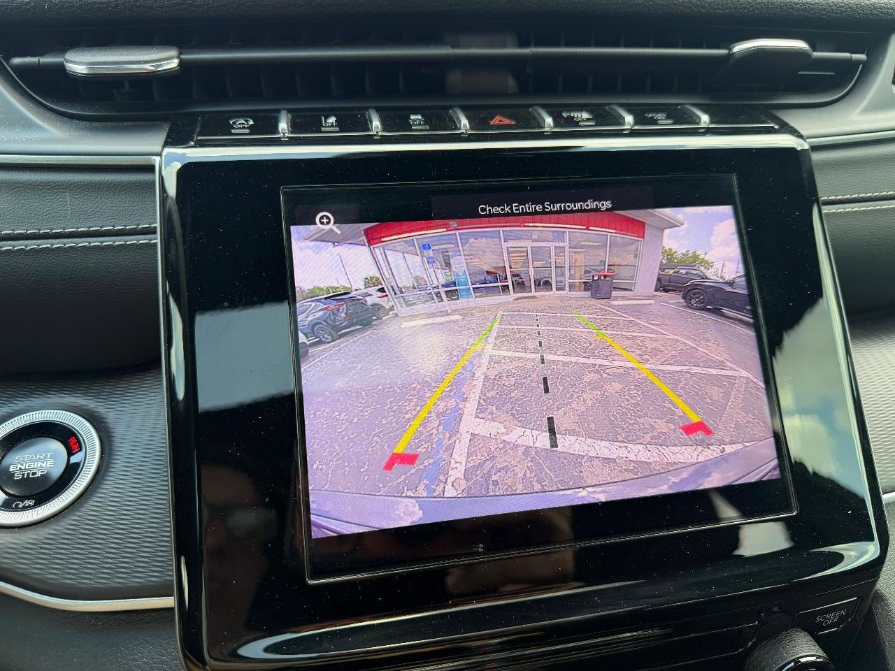 Used 2025 Jeep Grand Cherokee Laredo X image 16