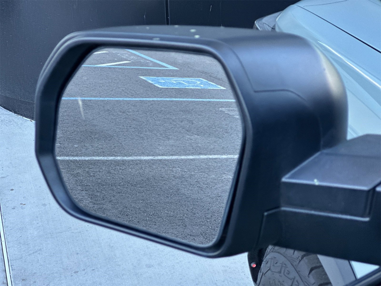 Used 2023 Toyota Tundra SR5 image 9