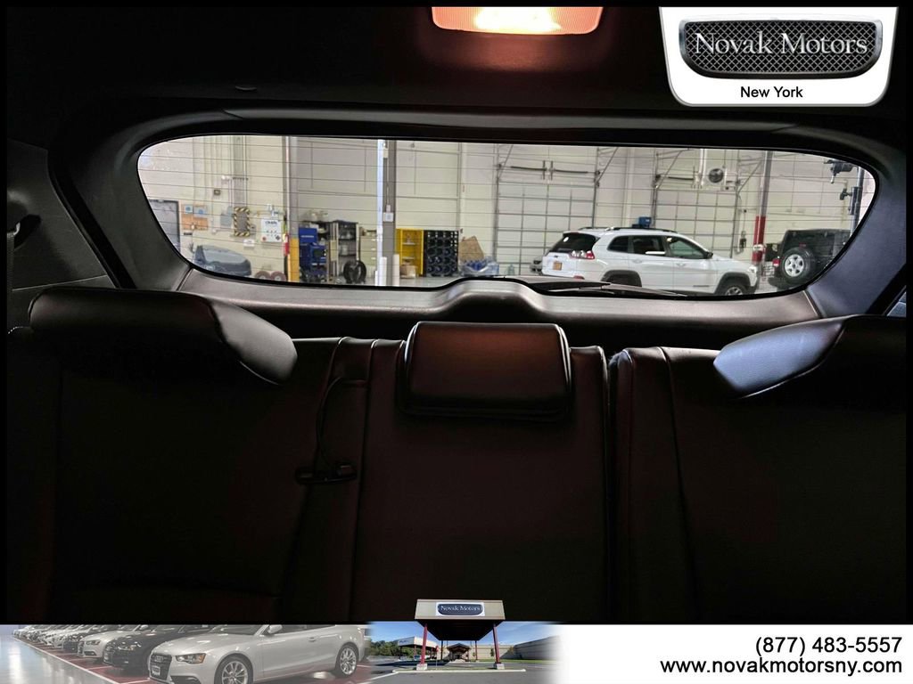 Used 2022 Toyota Highlander XSE image 14