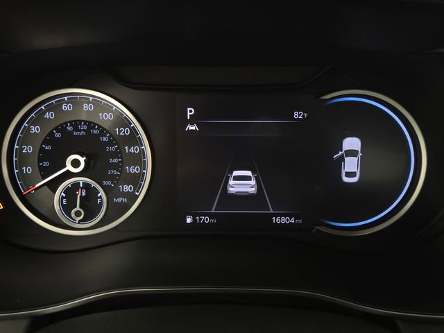 Used 2023 Genesis G70 2.0T w/ Sport Prestige Package image 21