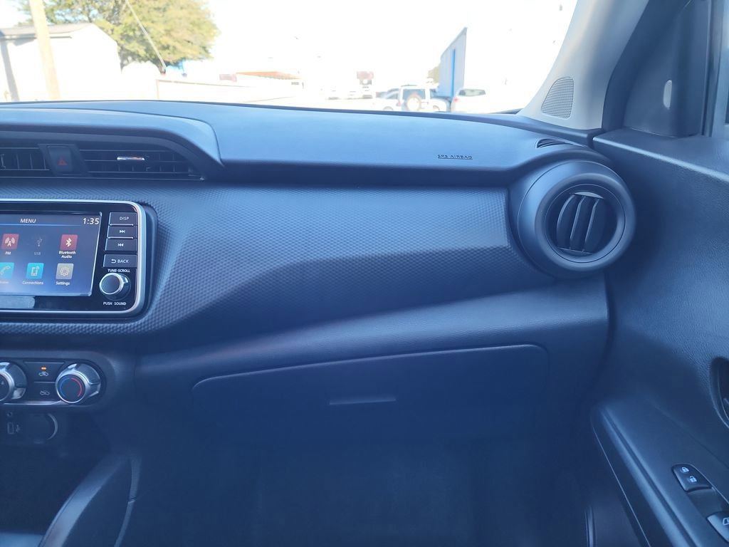 Used 2023 Nissan Kicks S image 20