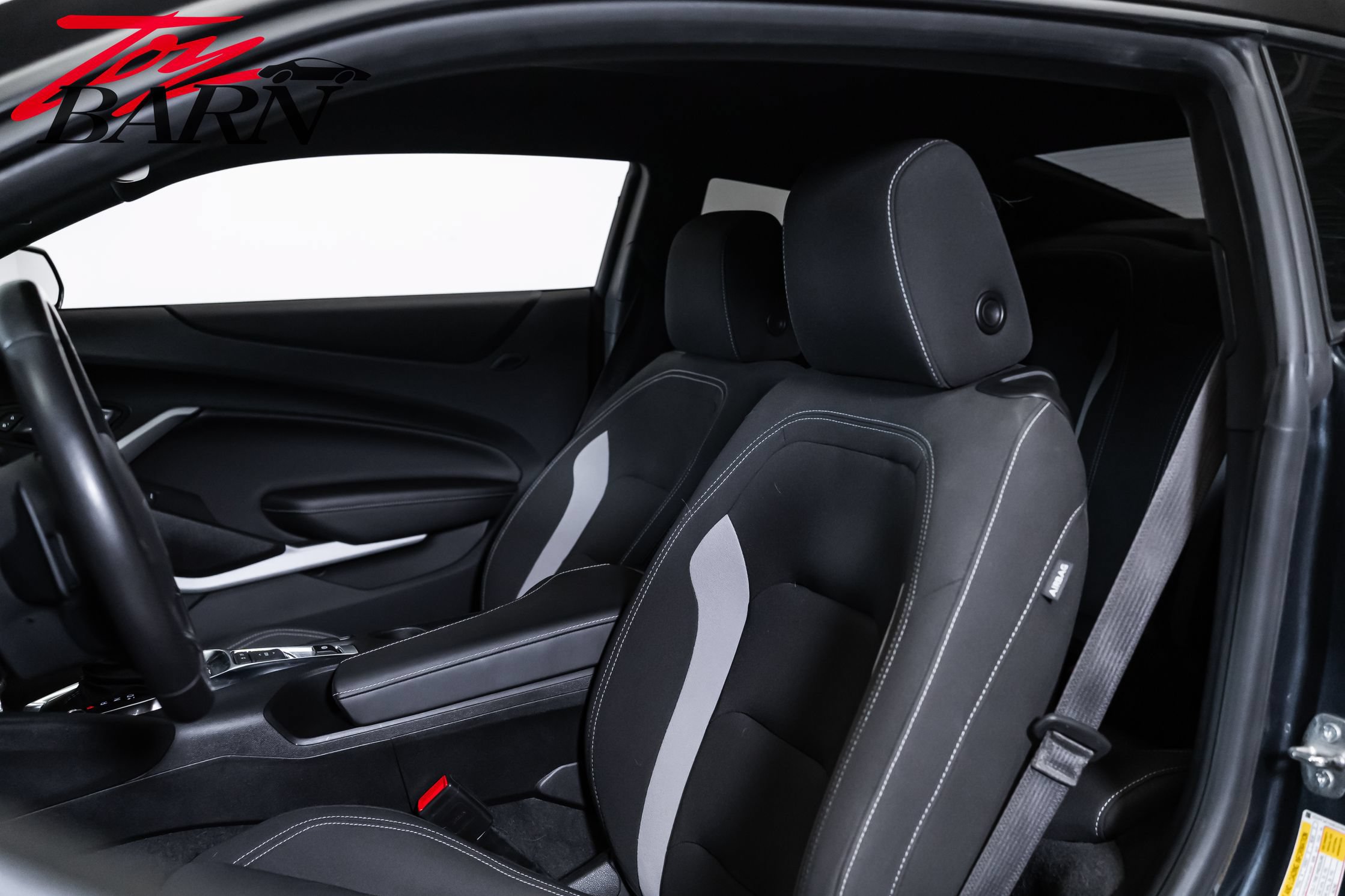 Used 2022 Chevrolet Camaro SS RWD image 17