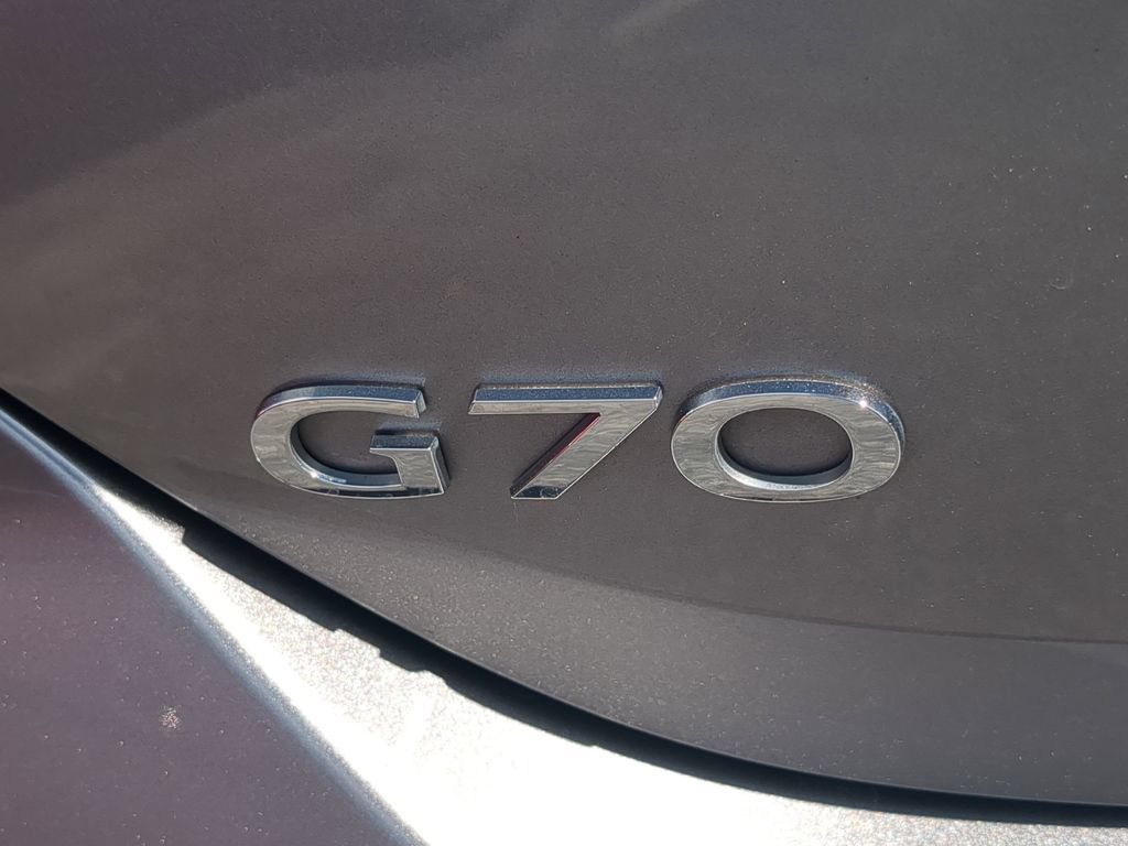 Used 2025 Genesis G70 2.5T RWD image 10
