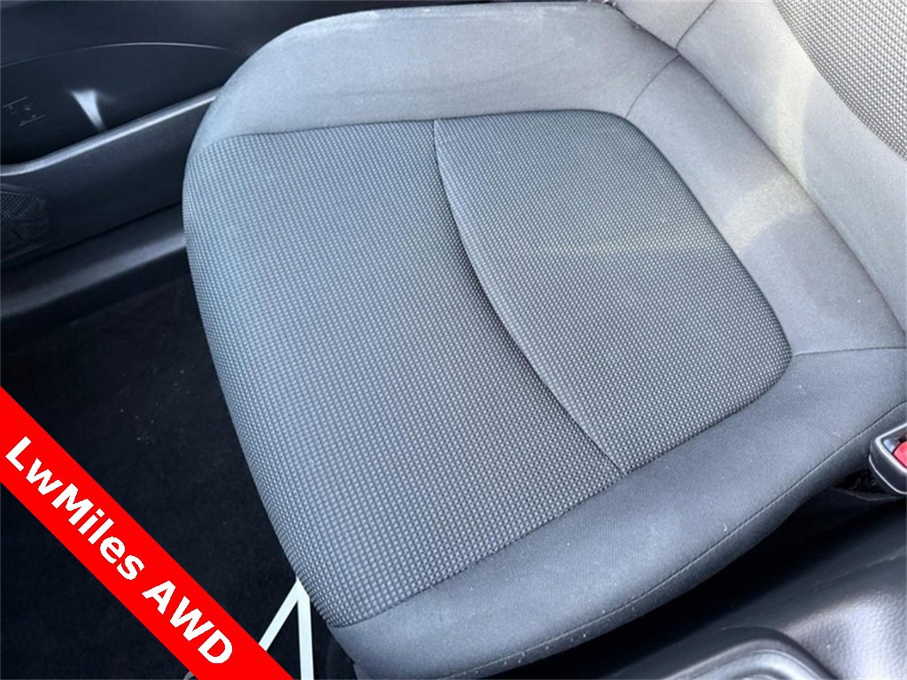 Used 2019 Toyota RAV4 LE w/ All Weather Liner Package image 27