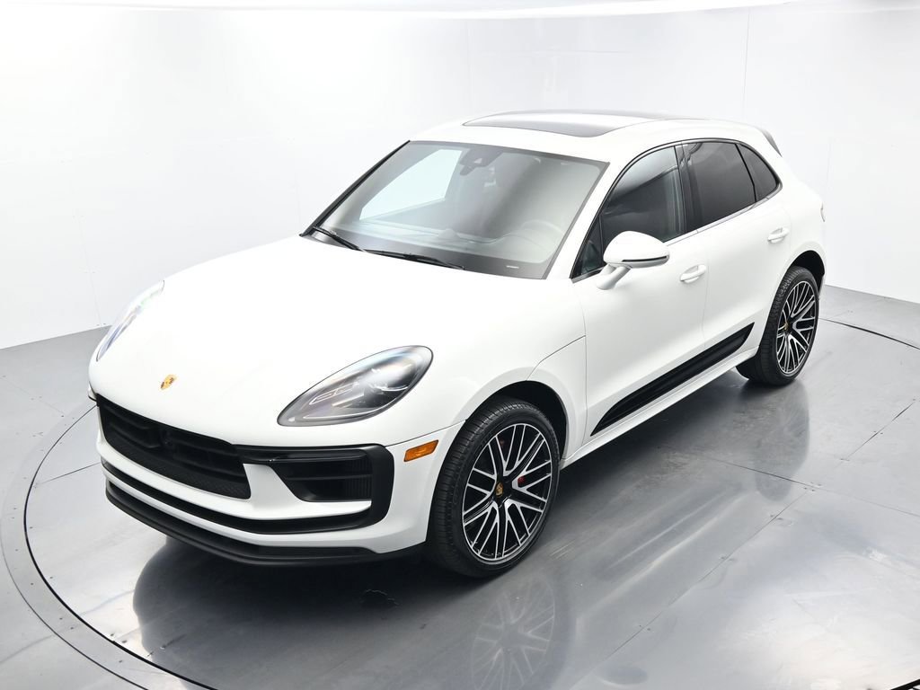 Certified 2023 Porsche Macan S AWD/4WD image 35