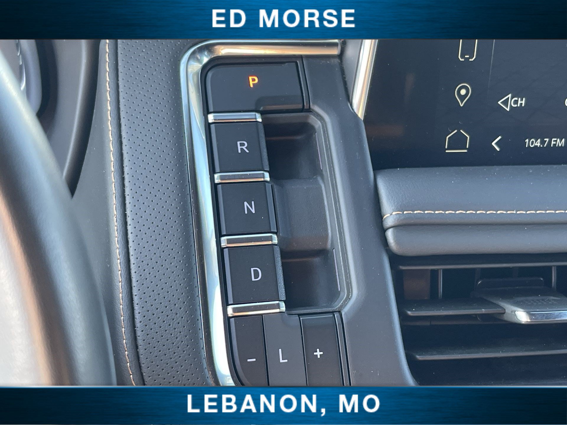 Used 2024 GMC Yukon AT4 image 16