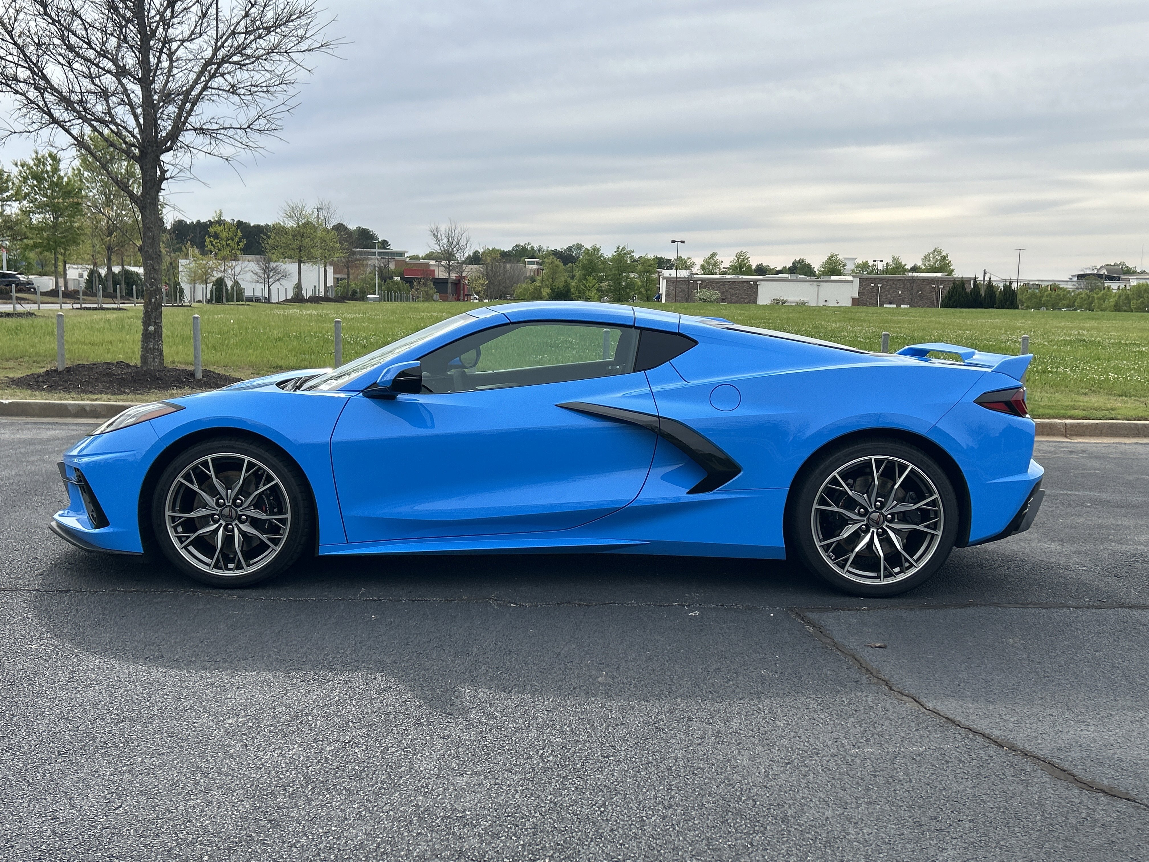 Used 2024 Chevrolet Corvette Stingray Premium Cpe w/ Z51 Performance Package RWD image 6