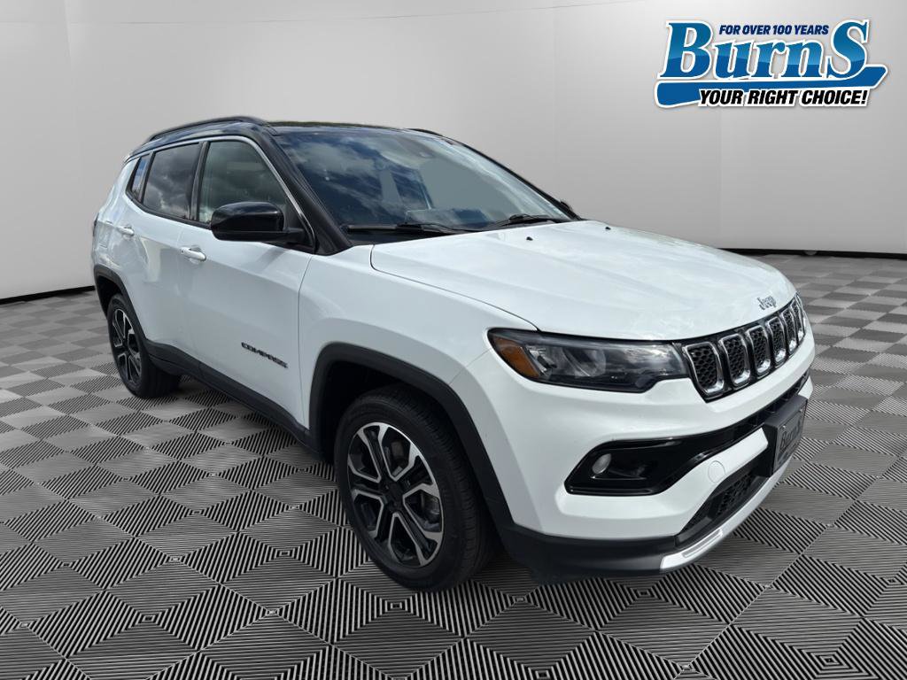 Used 2023 Jeep Compass Limited image 1