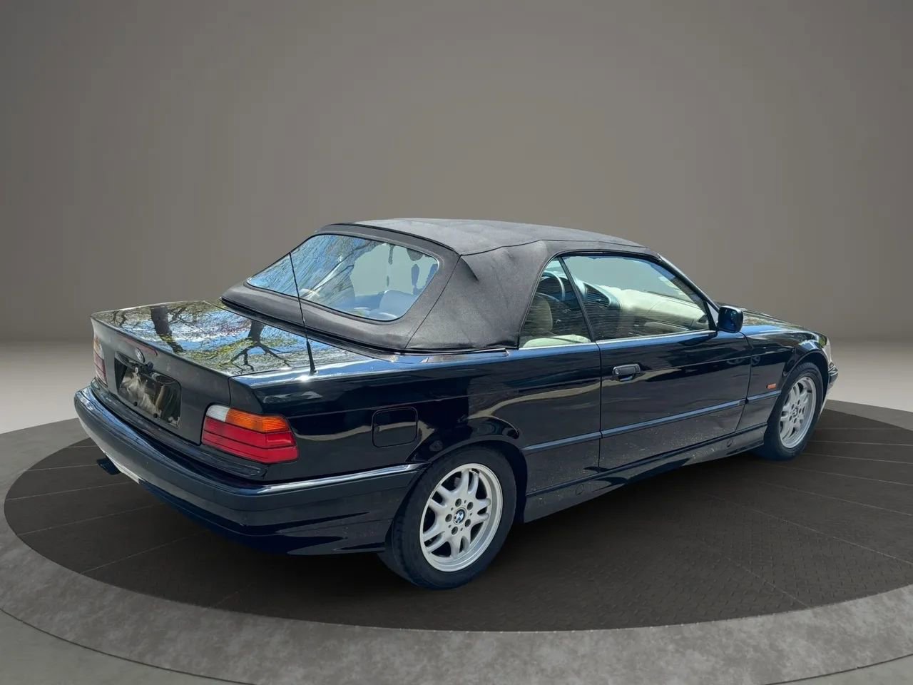 Used 1997 BMW 328i Convertible RWD image 13
