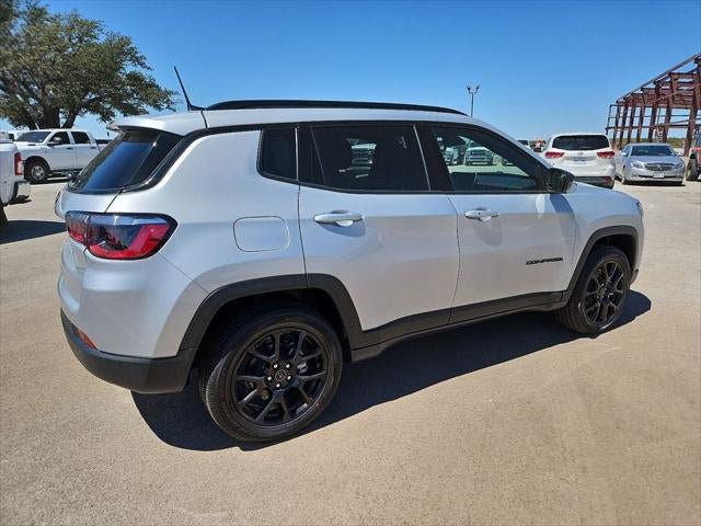 New 2026 Jeep Compass Latitude AWD/4WD image 38