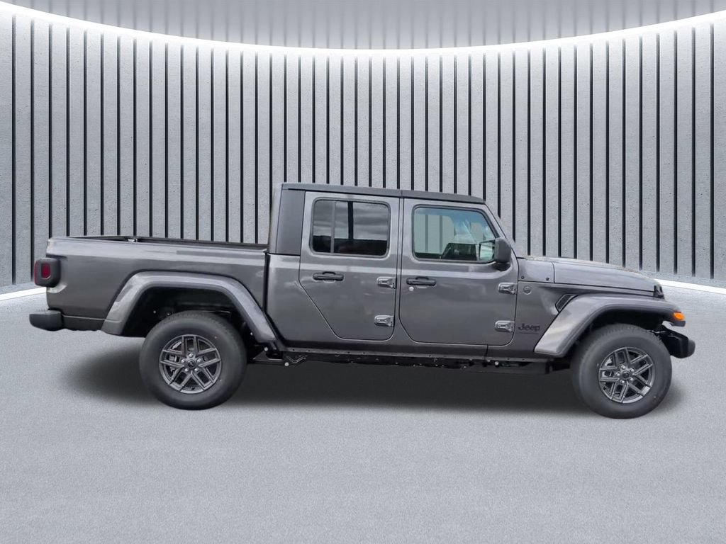New 2026 Jeep Gladiator Sport AWD/4WD image 6