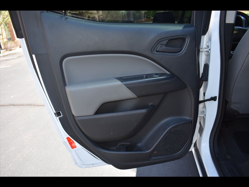 Used 2020 Chevrolet Colorado W/T w/ WT Convenience Package AWD/4WD image 21