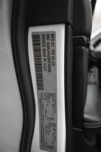 Used 2024 Jeep Grand Cherokee Altitude AWD/4WD image 19
