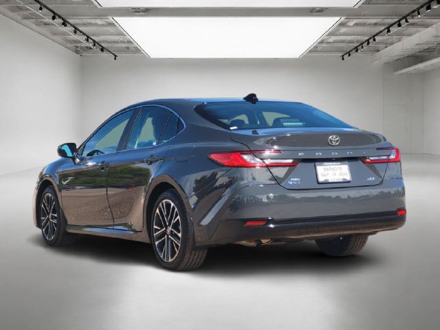 Used 2025 Toyota Camry XLE w/ Premium Package AWD/4WD image 3
