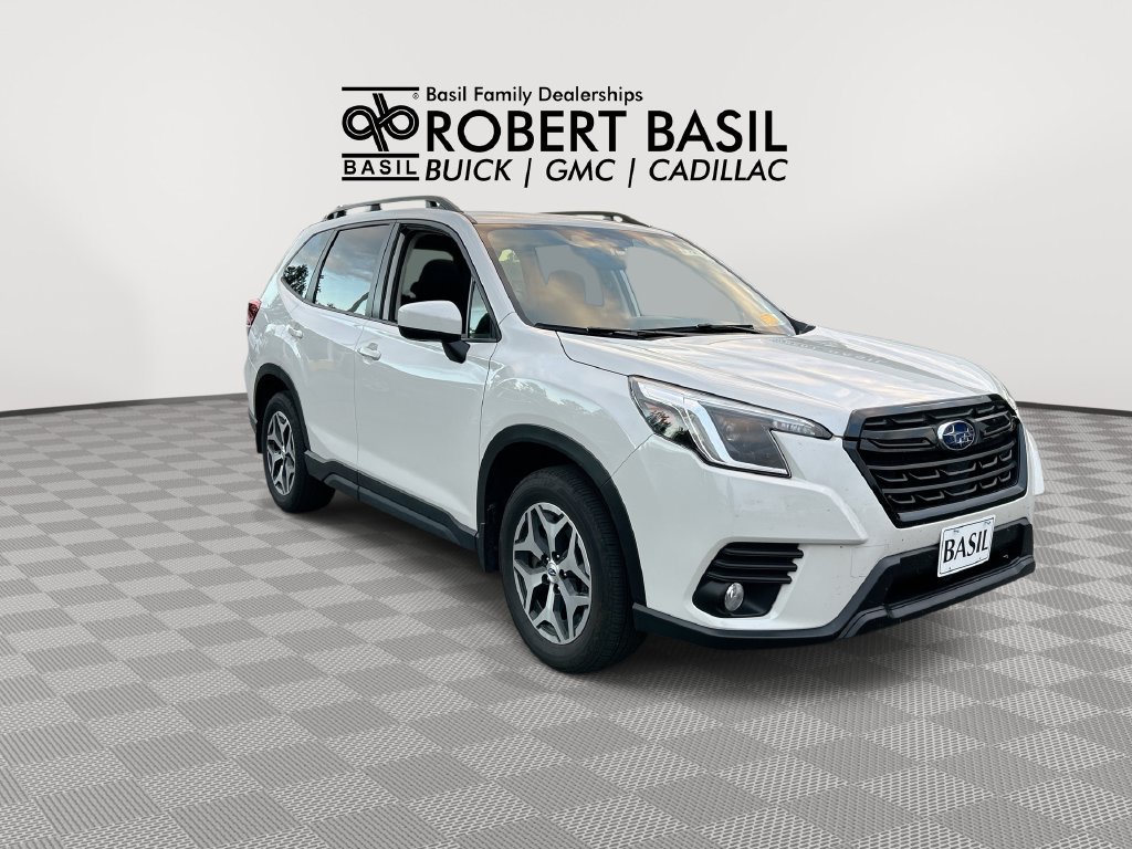 Used 2023 Subaru Forester Premium AWD/4WD image 2