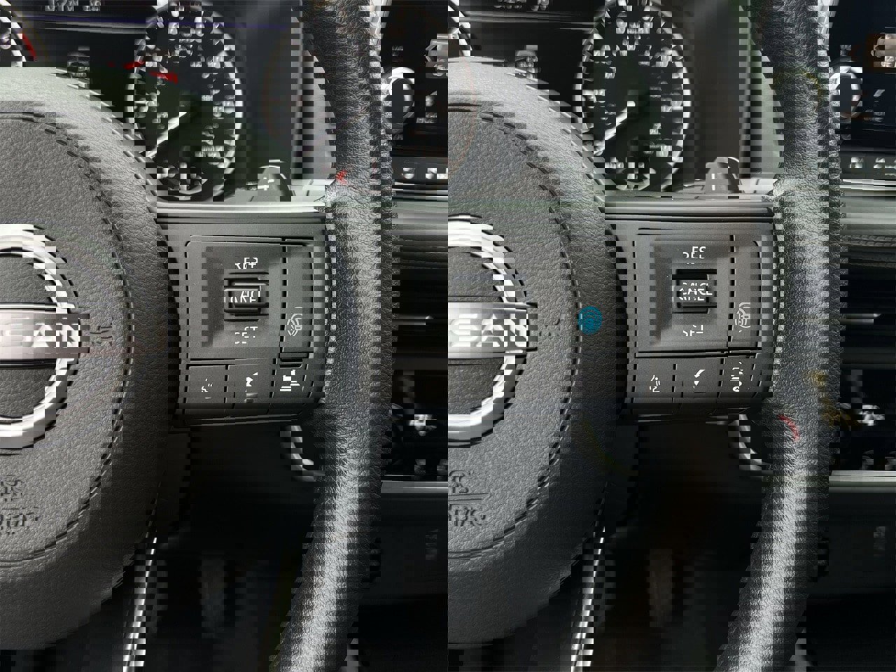 Certified 2024 Nissan Rogue SV image 12