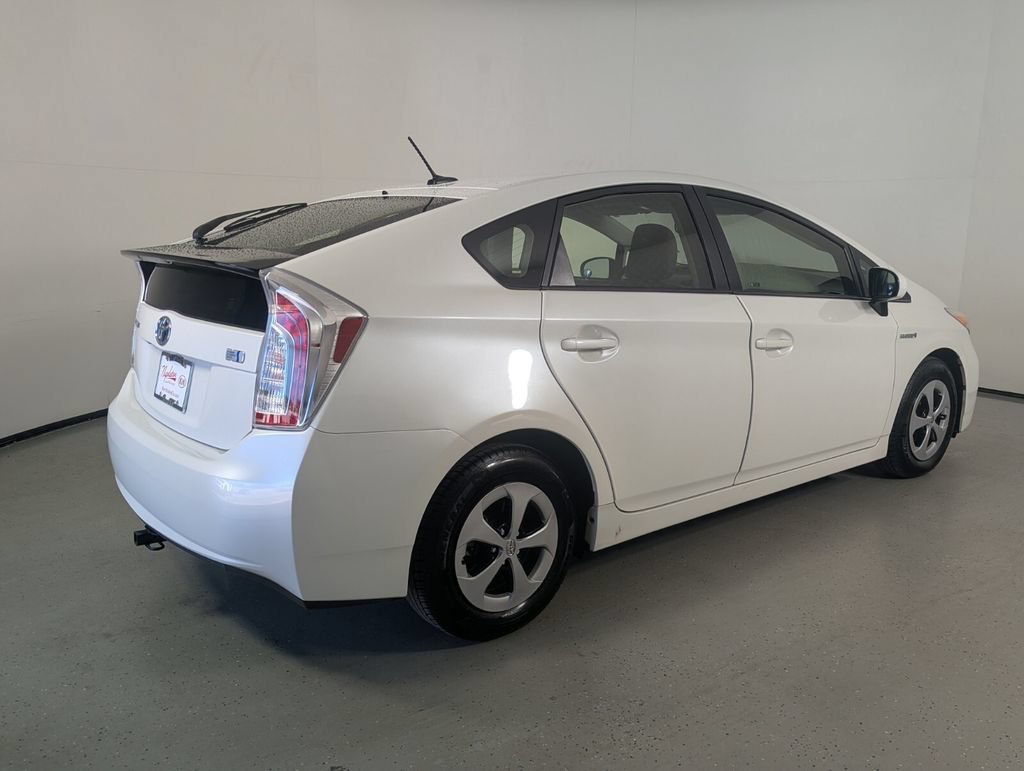 Used 2014 Toyota Prius Four FWD image 5