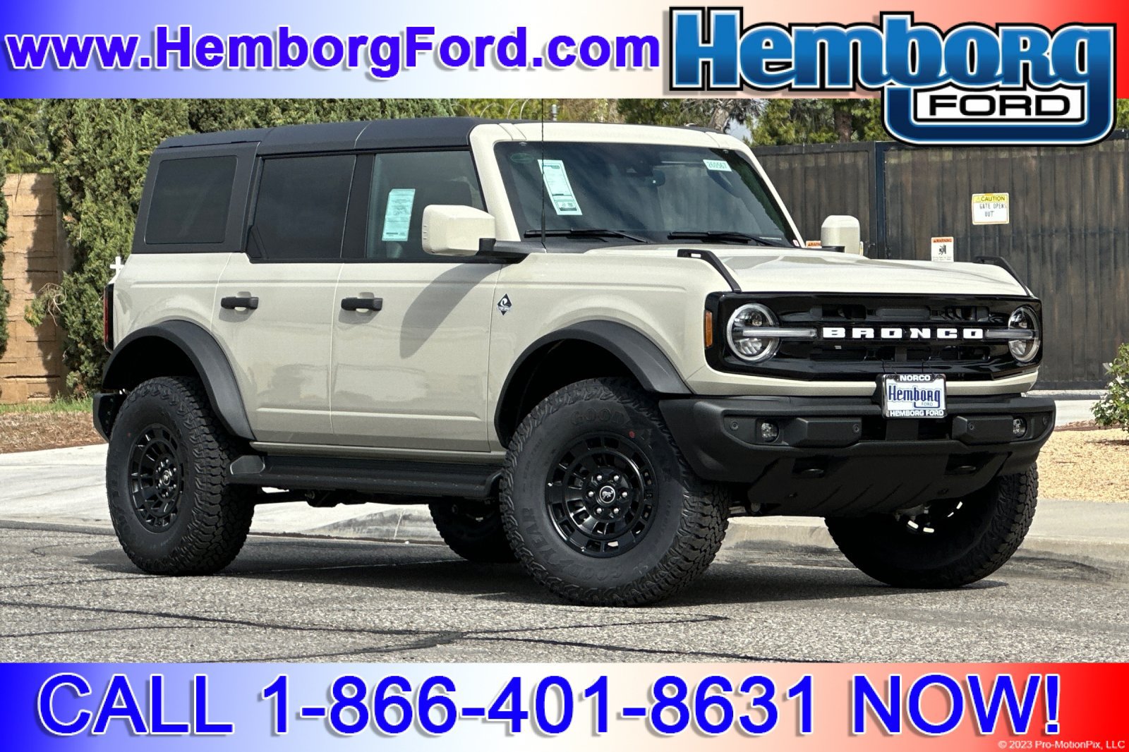 New 2026 Ford Bronco Outer Banks w/ Sasquatch Package