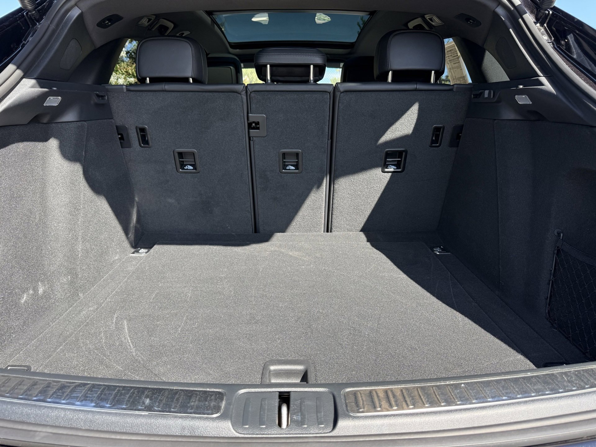 Used 2025 Porsche Macan image 34