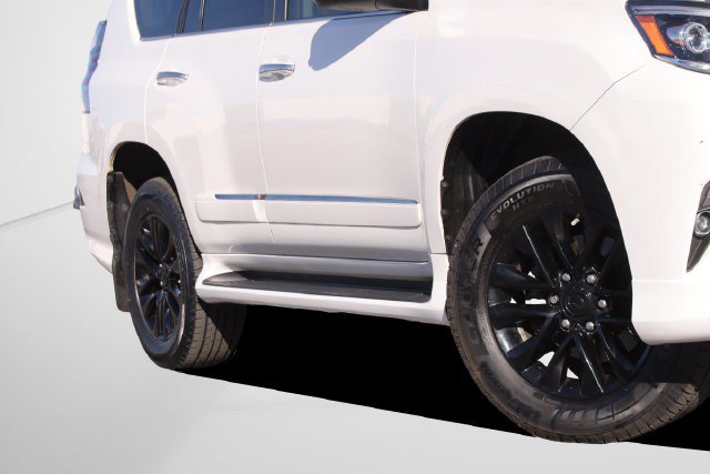 Used 2015 Lexus GX 460 w/ Premium Package AWD/4WD image 3