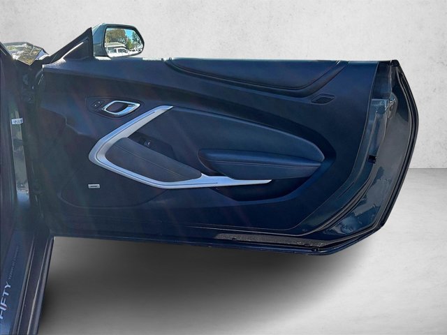 Used 2017 Chevrolet Camaro LT image 18