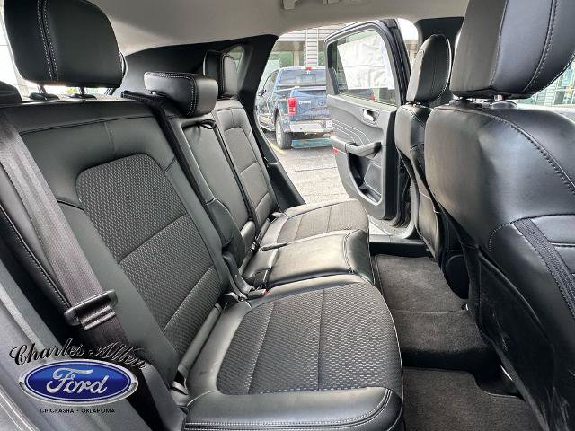 New 2025 Ford Escape SE FWD image 14