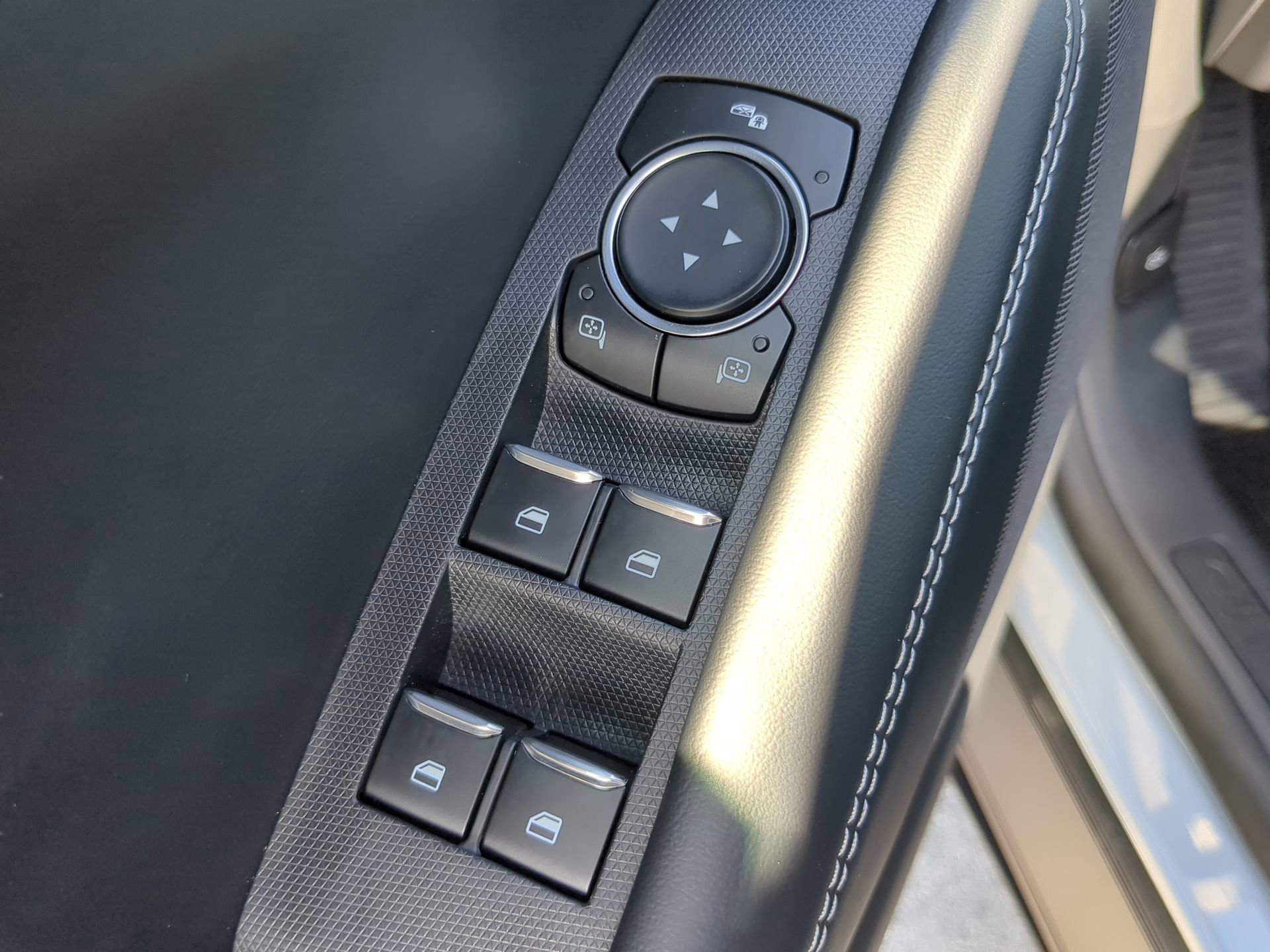 New 2026 Ford Mustang Mach-E Select RWD image 56