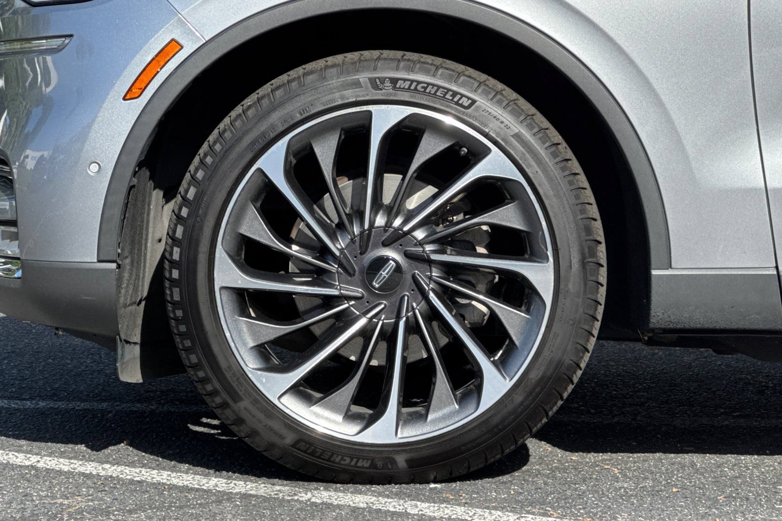Used 2021 Lincoln Aviator Reserve w/ Equipment Group 202A AWD/4WD image 28