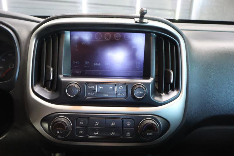 Used 2018 Chevrolet Colorado ZR2 w/ ZR2 Midnight Special Edition image 21