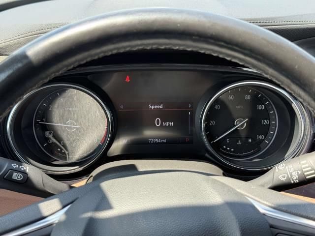 Used 2020 Buick Encore GX Essence FWD image 16