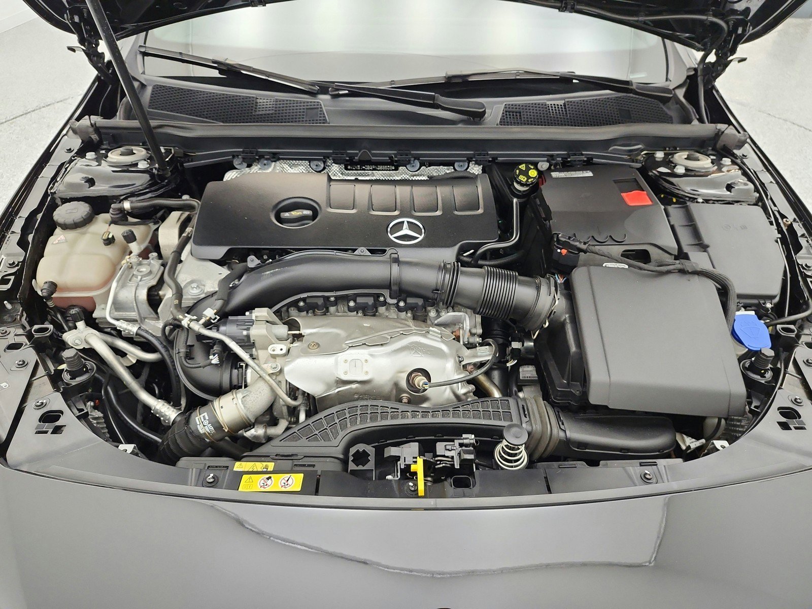 Used 2023 Mercedes-Benz CLA 250 image 23