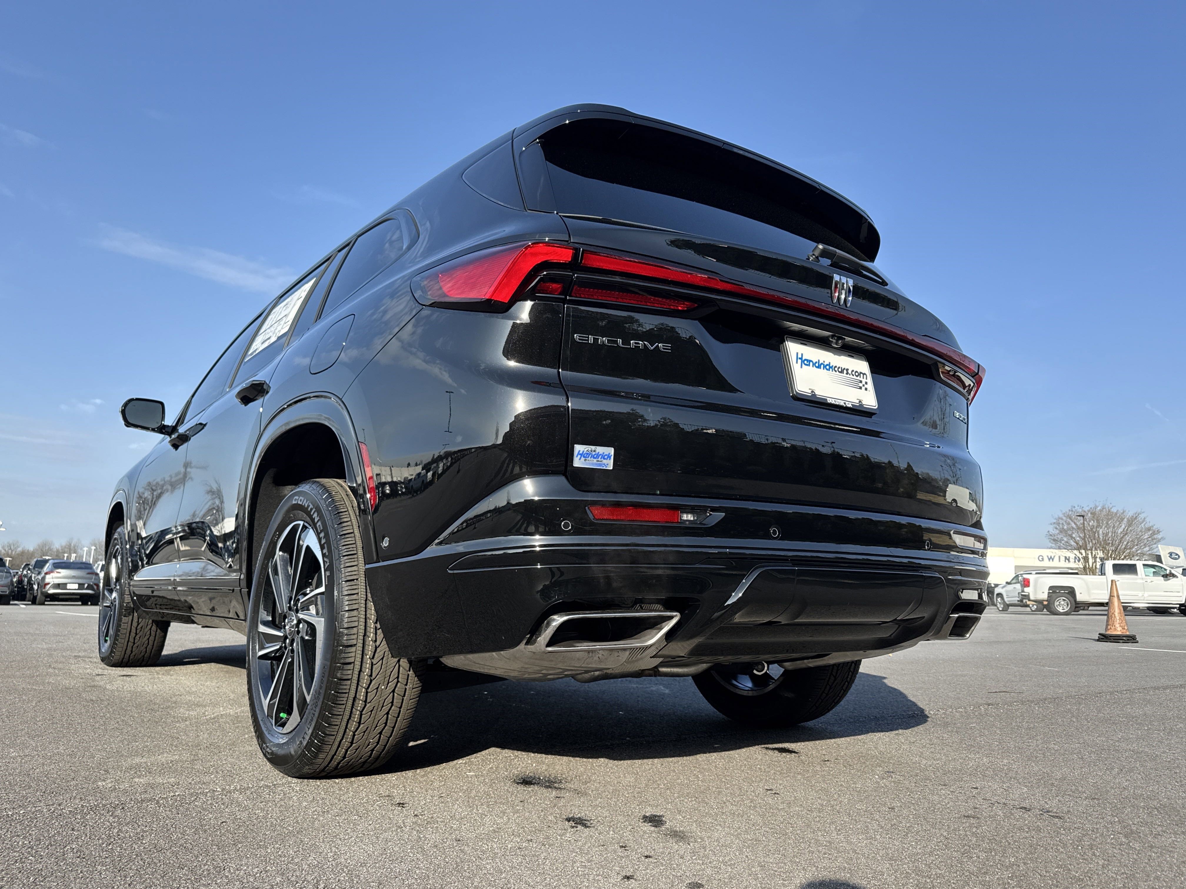 New 2025 Buick Enclave Sport Touring w/ Super Cruise Package image 8