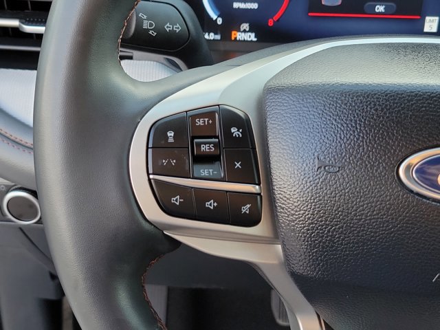 Certified 2025 Ford Explorer Active RWD image 24