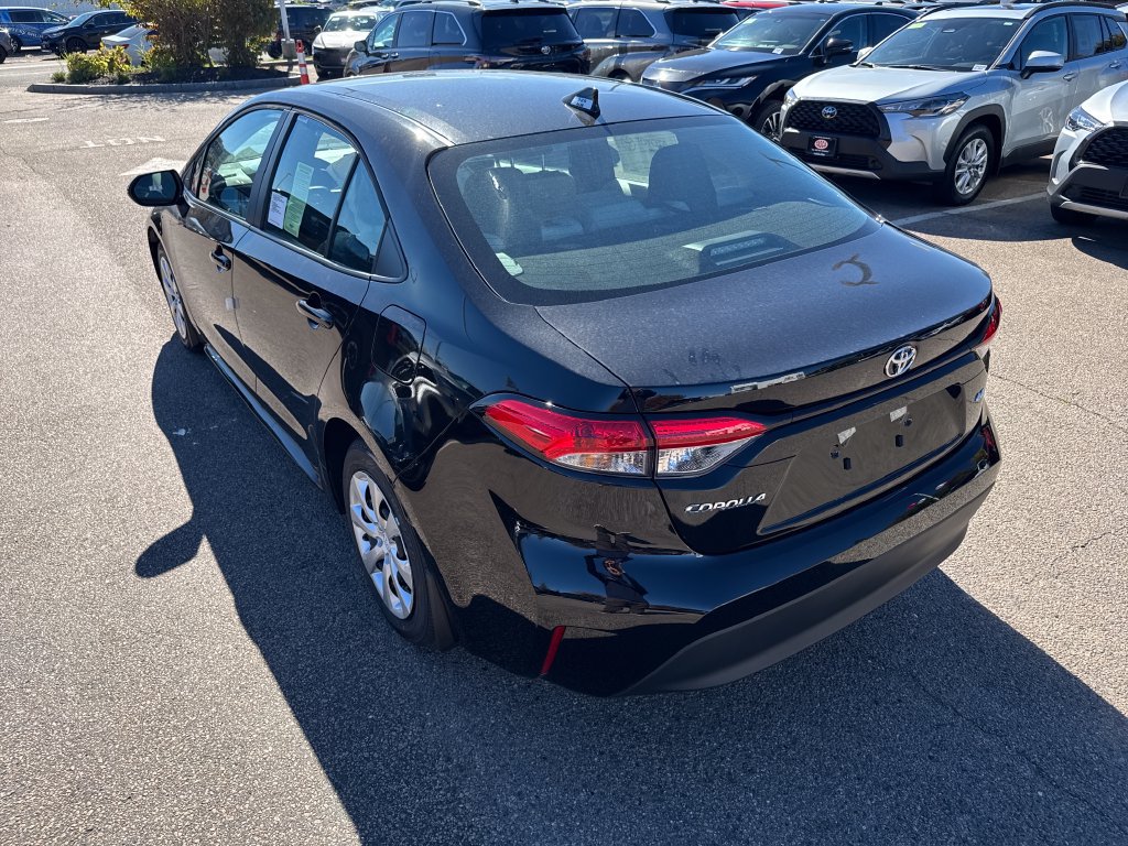 New 2027 Toyota Corolla LE FWD image 5