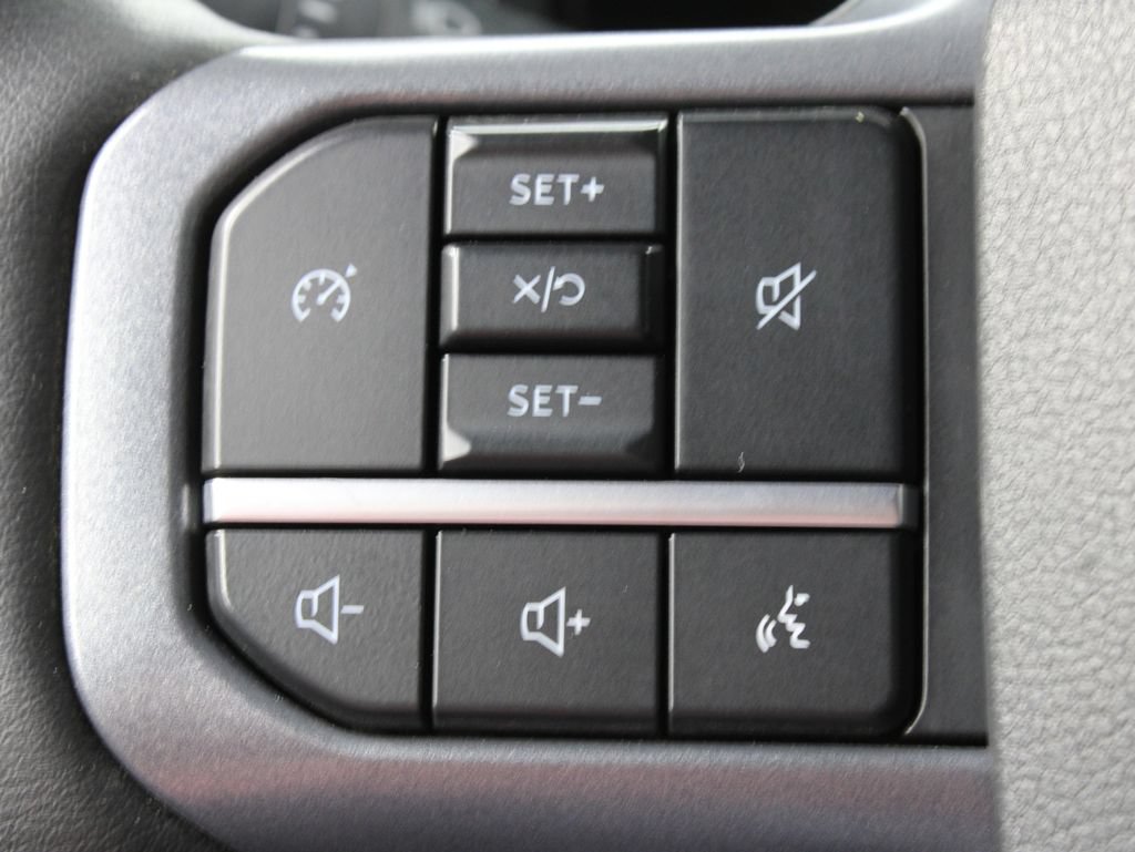 Used 2026 Ford F350 Lariat w/ Tremor Off-Road Package AWD/4WD image 64