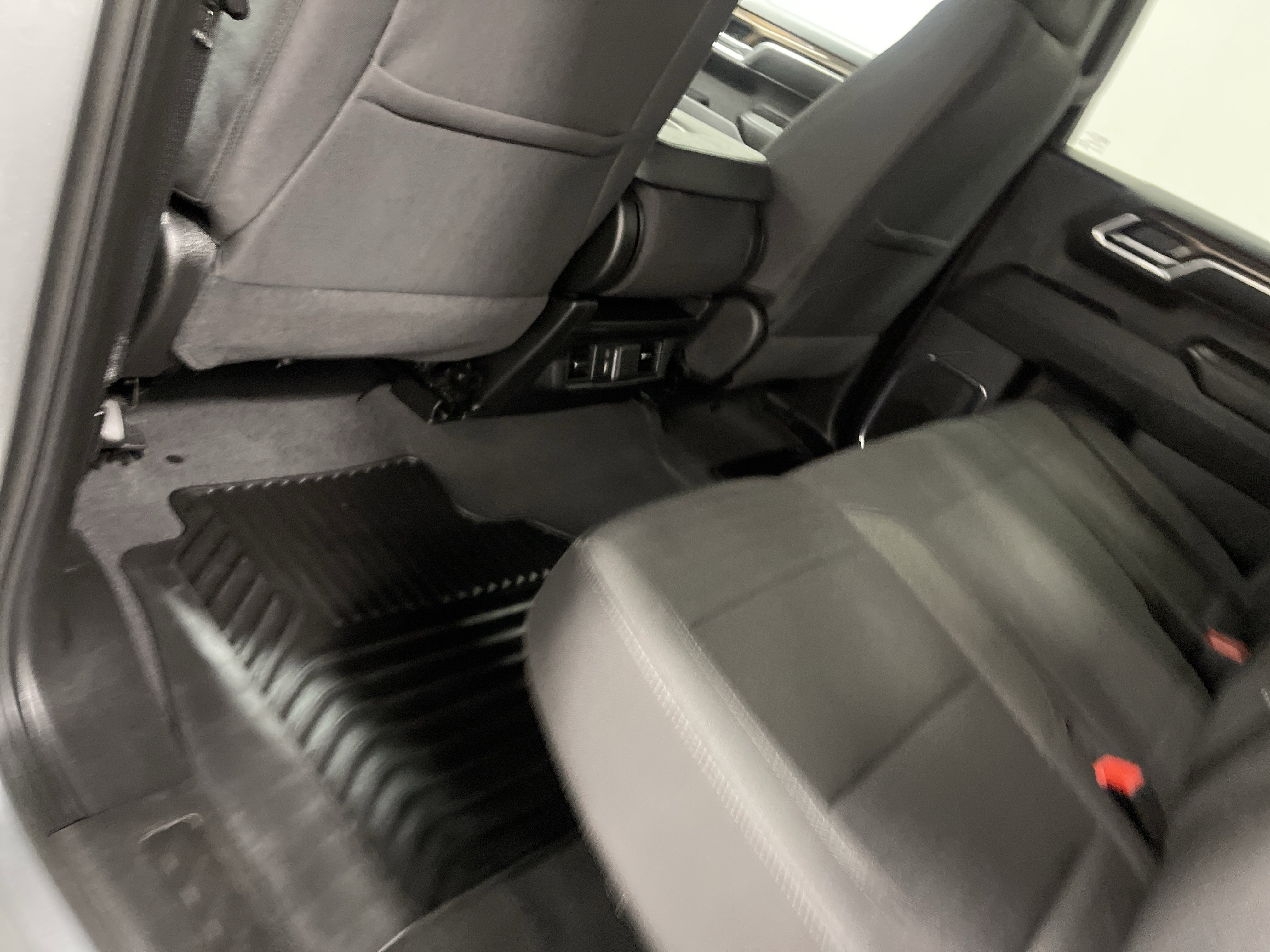 Used 2025 Chevrolet Silverado 1500 LT image 17