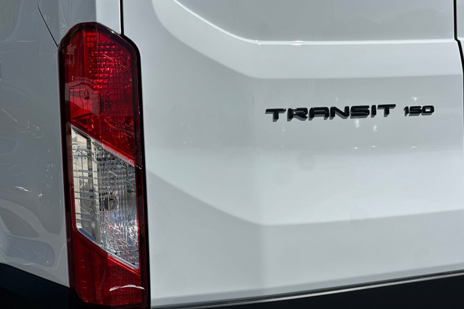 New 2026 Ford Transit 150 148 Medium Roof image 25