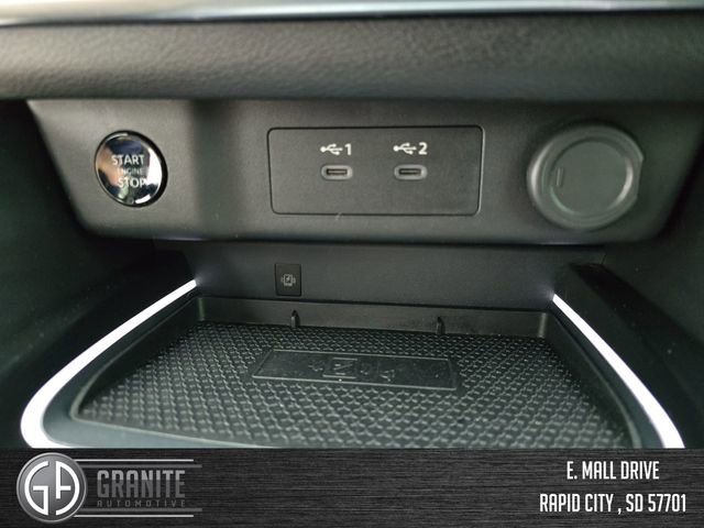 Used 2024 Nissan Rogue SL w/ SL Premium Package image 33