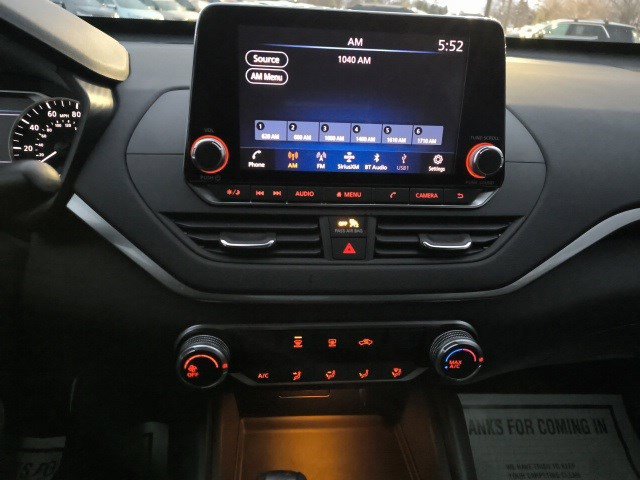 Used 2022 Nissan Altima 2.5 SV image 21