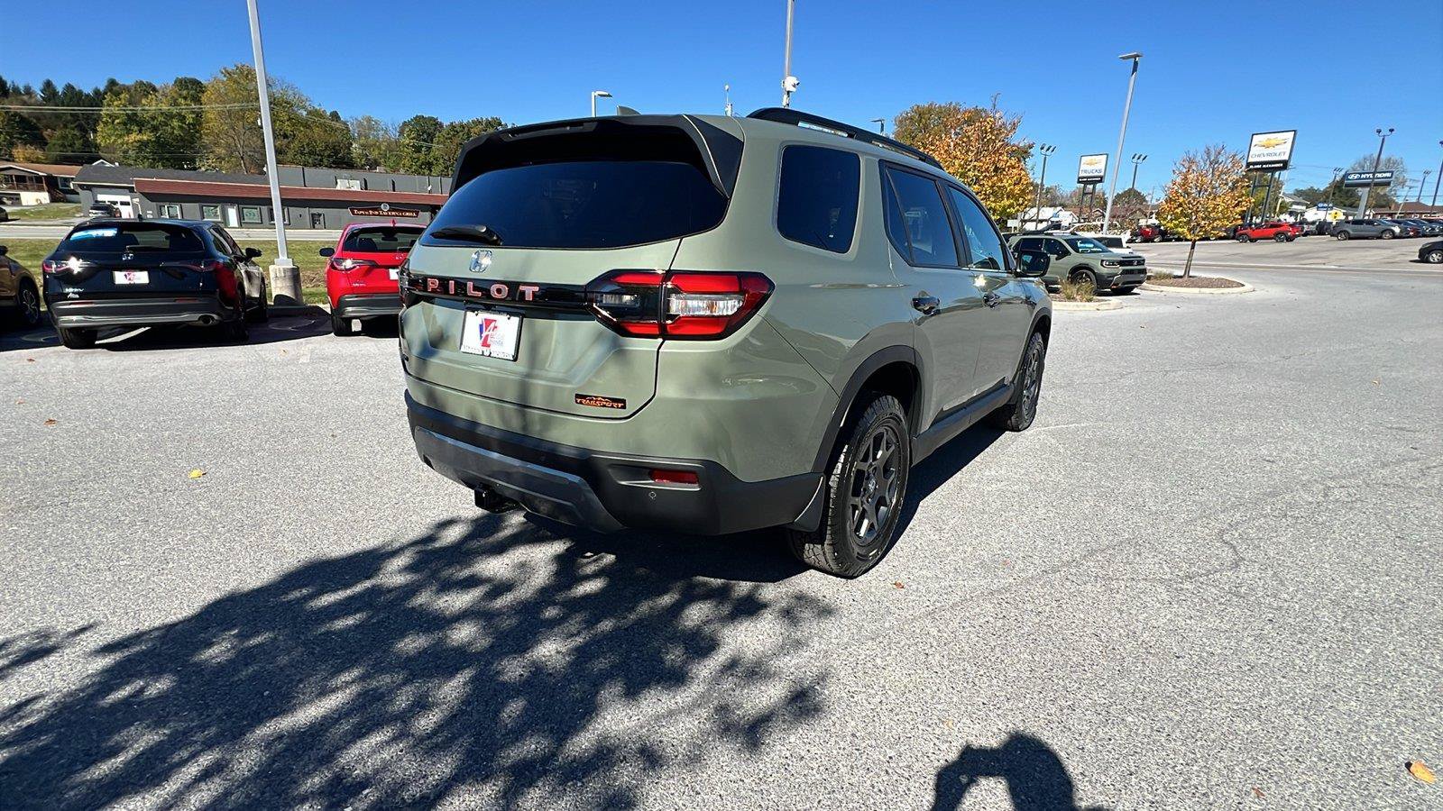 New 2026 Honda Pilot TrailSport image 4