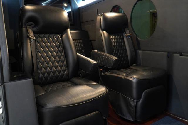Used 2018 Mercedes-Benz Sprinter 2500 image 7