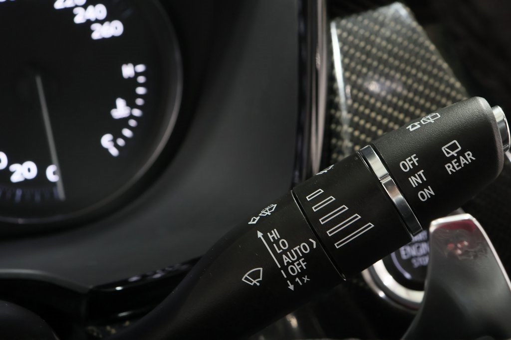 Used 2024 Cadillac XT6 Sport w/ Technology Package image 18