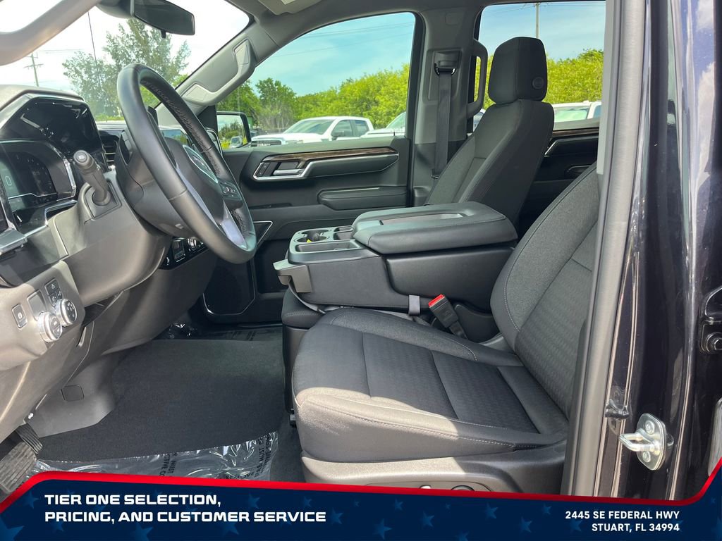 Used 2025 GMC Sierra 1500 Elevation RWD image 9