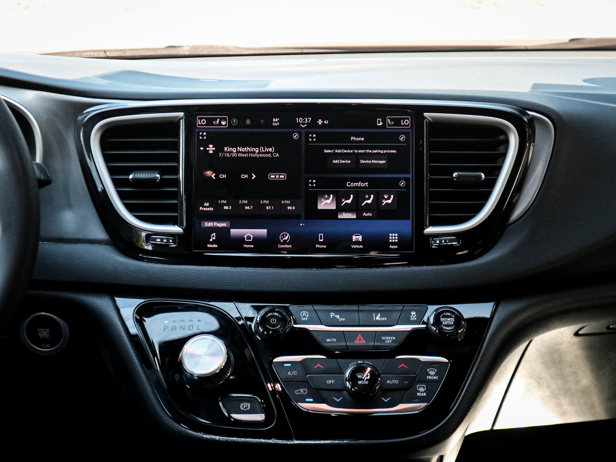 Used 2025 Chrysler Pacifica Select FWD image 29