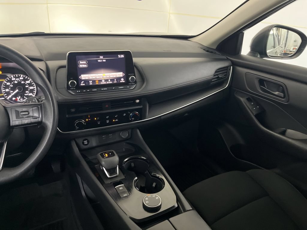 Used 2024 Nissan Rogue S AWD/4WD image 33