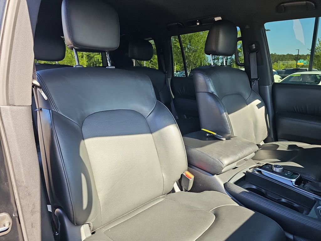 Used 2024 Nissan Armada SL w/ Midnight Edition Package RWD image 14