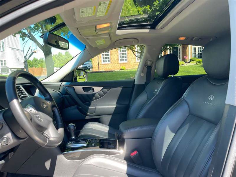 Used 2012 INFINITI FX35 AWD w/ Premium Pkg image 37