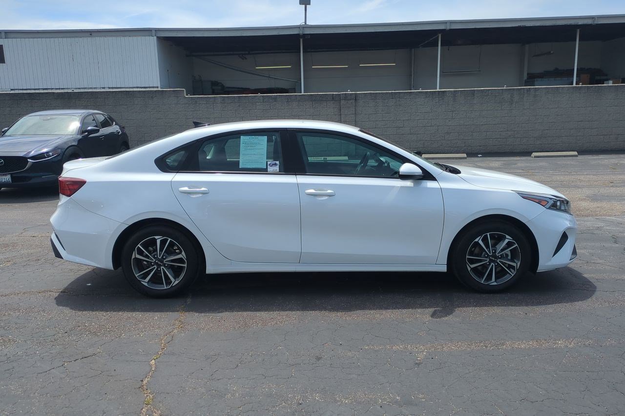 Certified 2023 Kia Forte LXS image 5