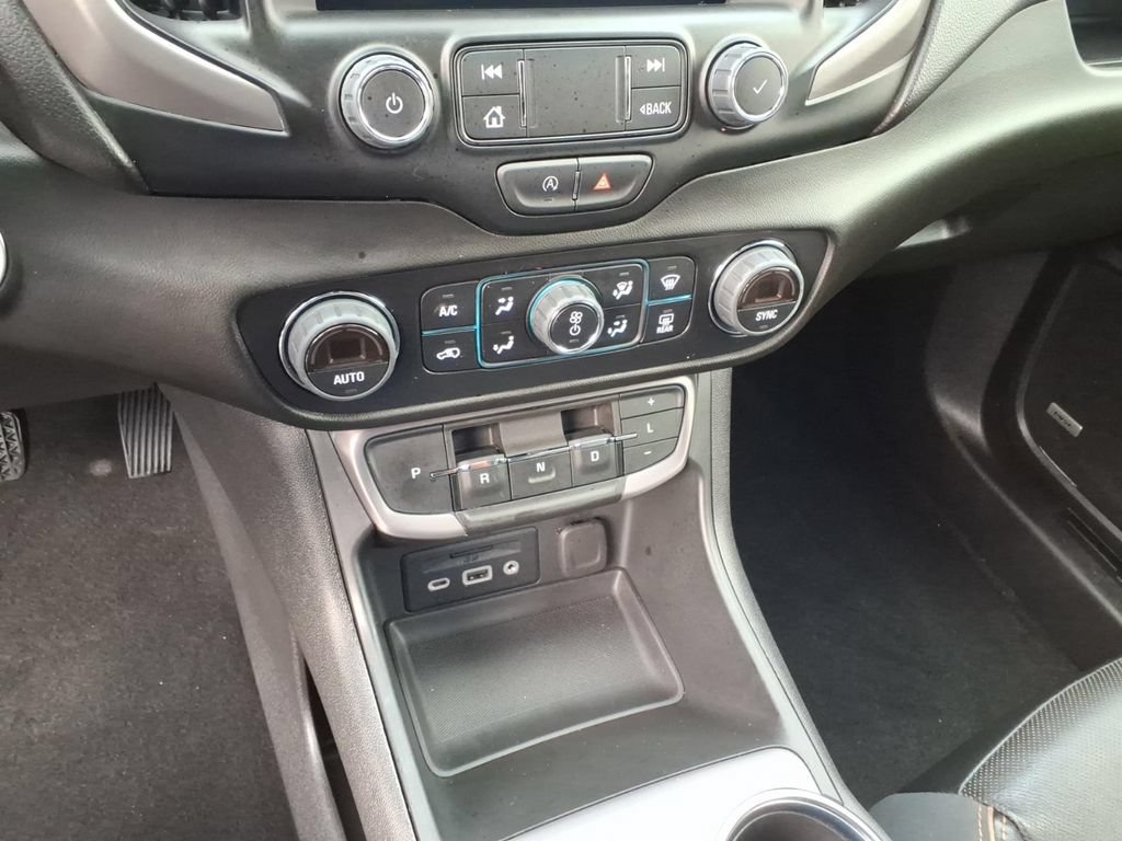 Certified 2023 GMC Terrain AT4 w/ Infotainment Package II AWD/4WD image 23